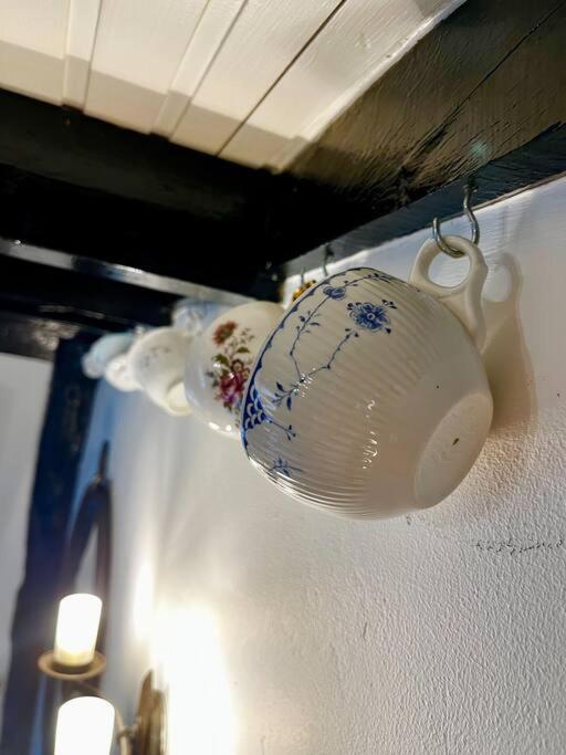 15Th Century Tiny Character Cottage-Henley Centre Esterno foto