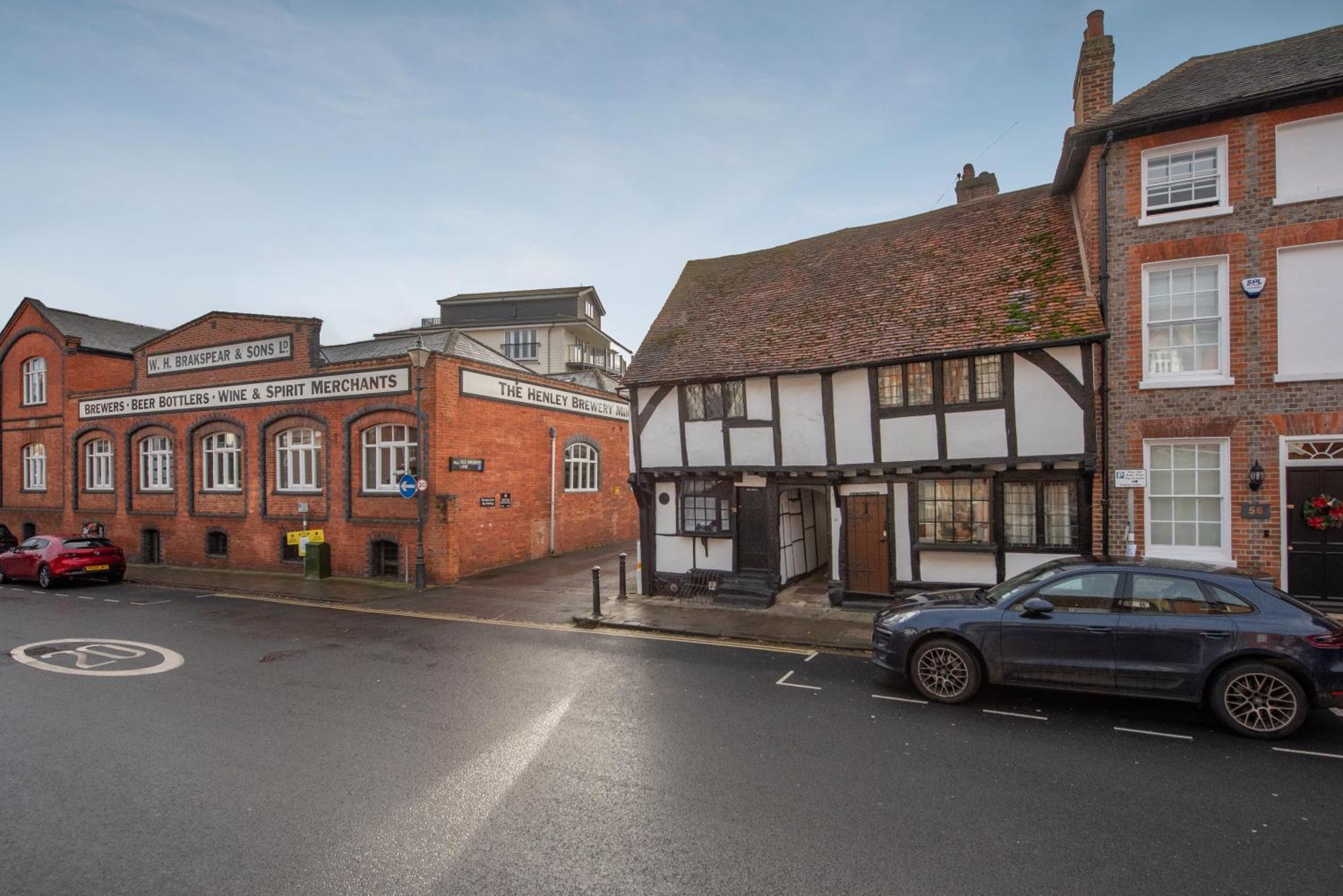 15Th Century Tiny Character Cottage-Henley Centre Esterno foto